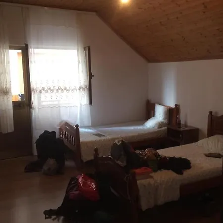Gasthof Guest House&camping Bajraktari *